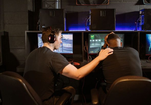 Surviving the In-Game Server Eclipse: What Gamers Need to Know - Game Tutorial & Guides