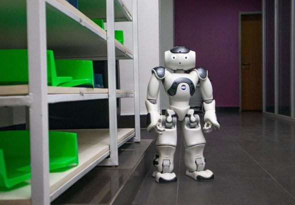 The Next Level of Automotive Manufacturing: Will Walking Bipedal Robots Actually Work? - Game Tutorial & Guides